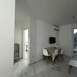 Deluxe With Balcony Appartement