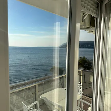 Apartment Deluxe With Balcony *