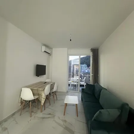 Deluxe With Balcony Shëngjin