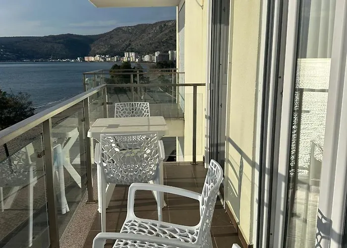 Deluxe With Balcony Appartement Shëngjin