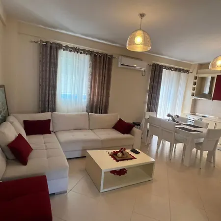 Daire Deluxe With Balcony Shëngjin
