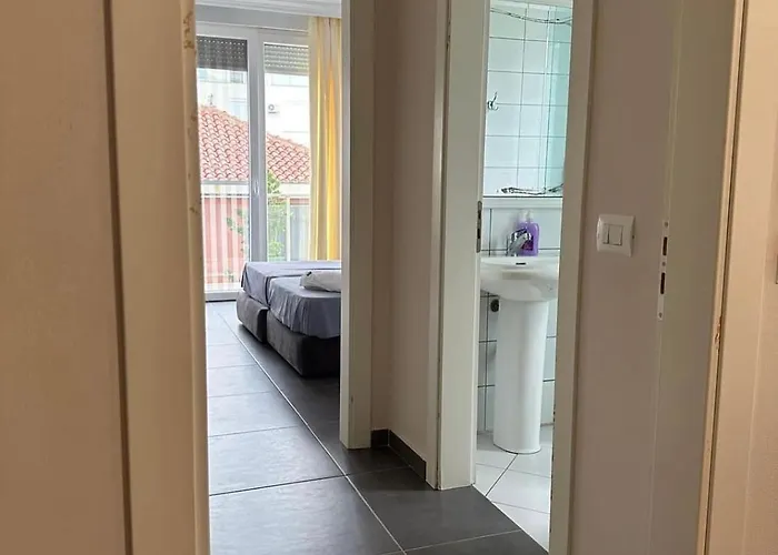 Deluxe With Balcony Shëngjin