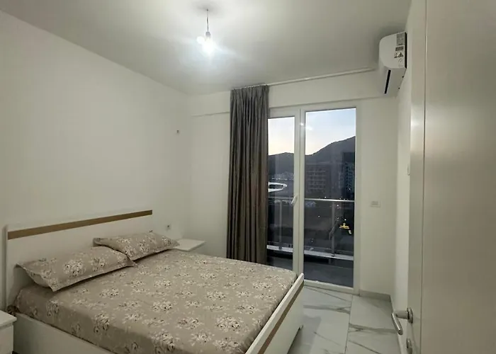 Deluxe With Balcony Apartmán *